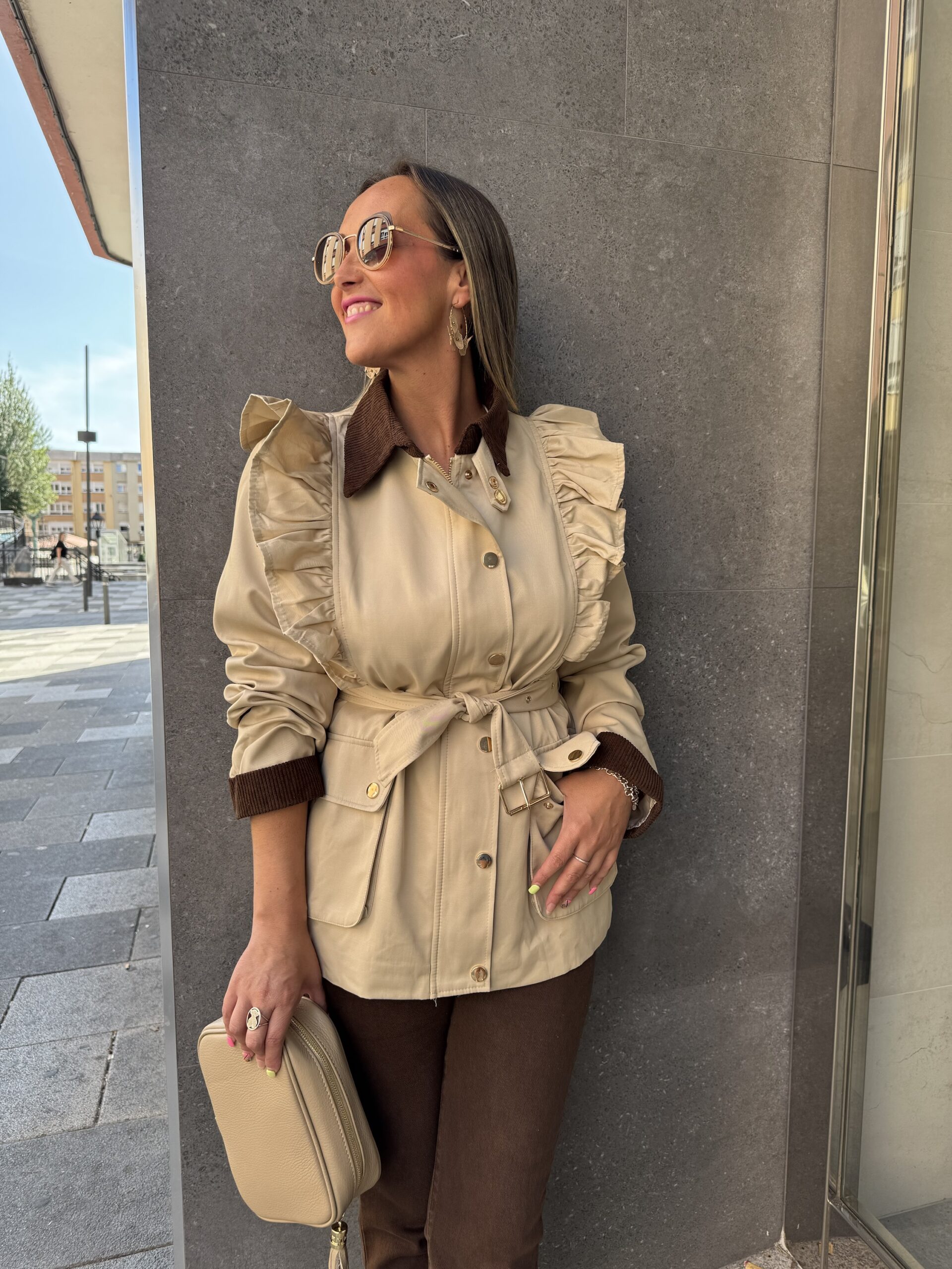 Parka volante beige - Imagen 4